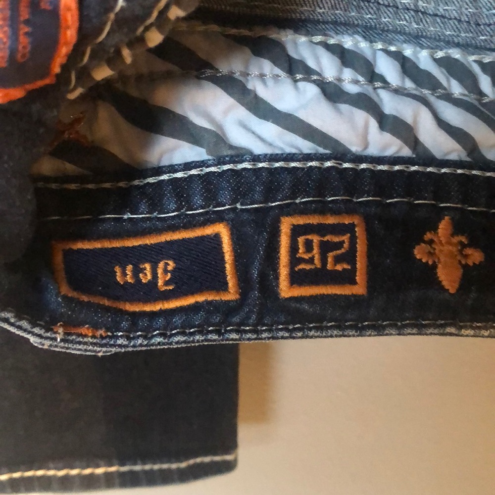 Jeans - Picture 3 of 3